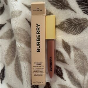 Burberry Liquid Matte Lipstick — Cream Tea Nude